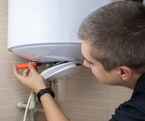 Why Choose Tankless Water Heater Installation Pros